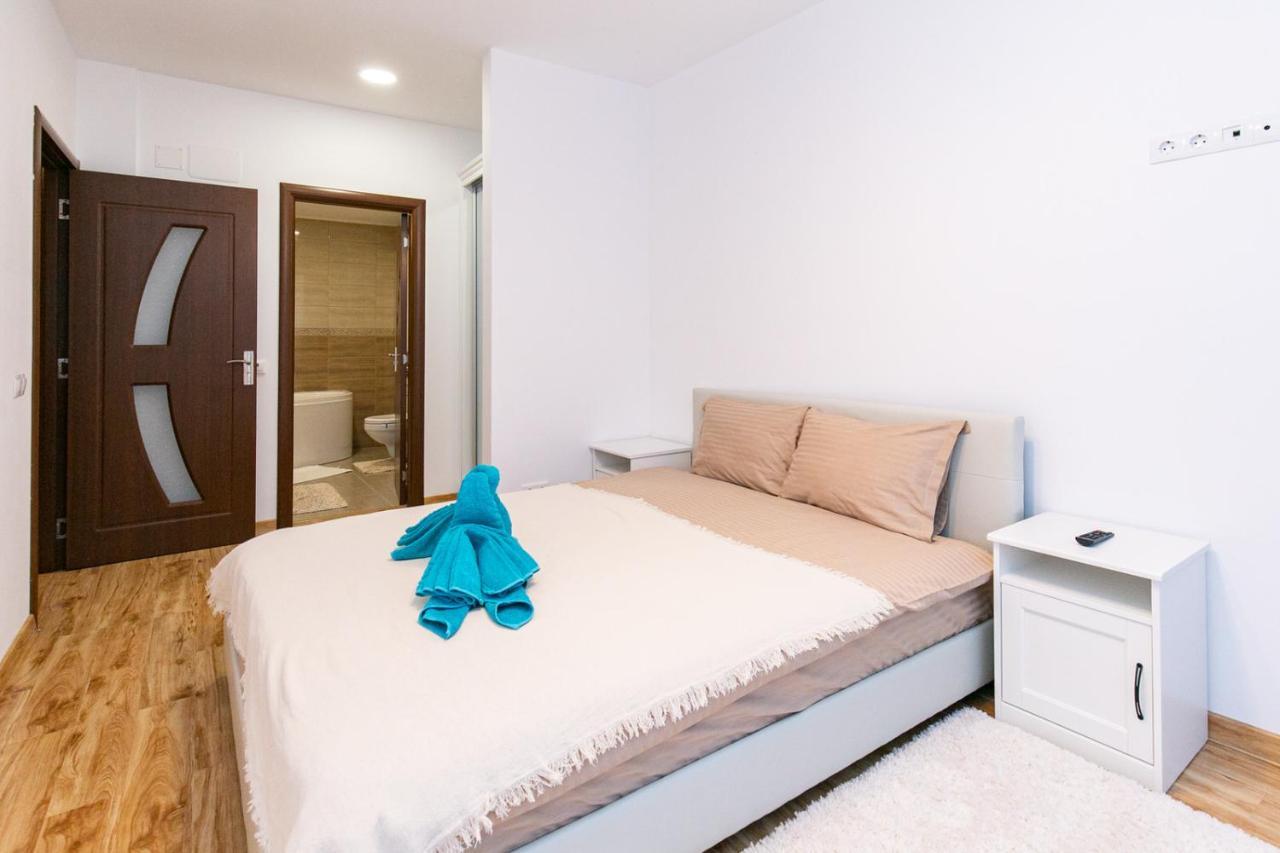 Apartament Rodia Apartment ซินายา ภายนอก รูปภาพ